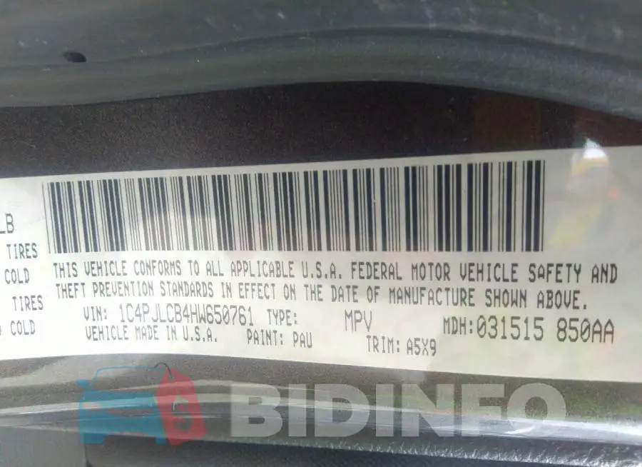 1C4PJLCB4HW650761 Photo# 9