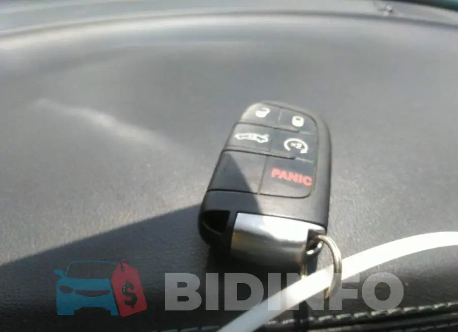 2C3CDXBG7MH678111 Photo# 11