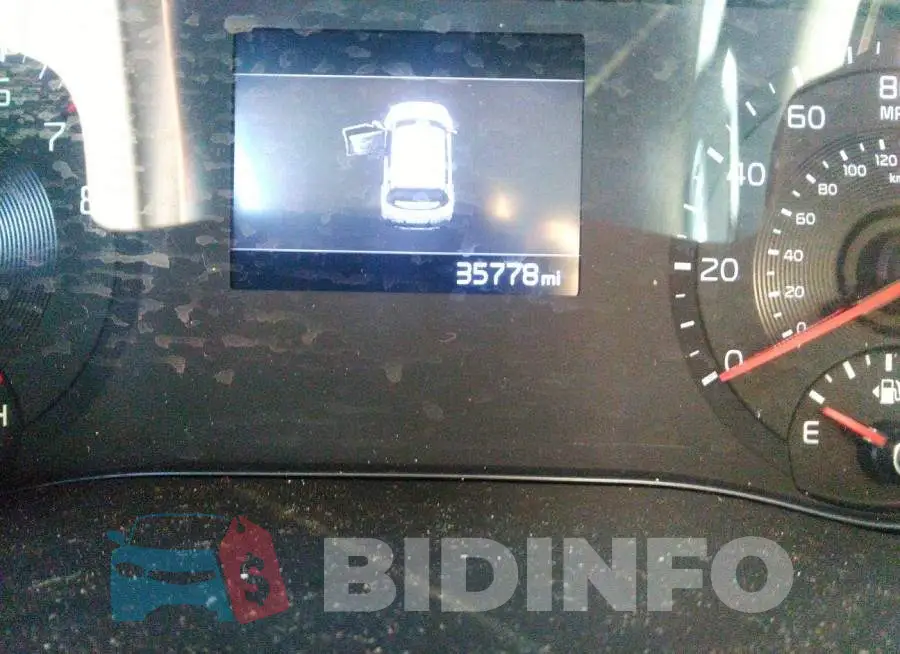 KNDJ23AU9M7778375 Photo# 7