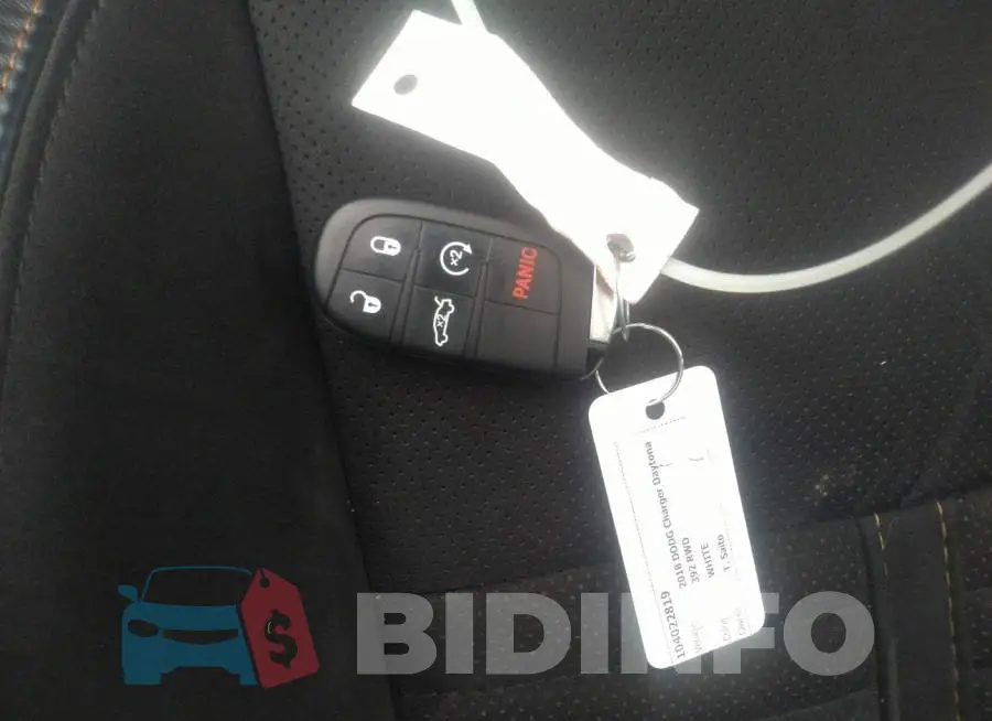 2C3CDXGJ5JH329710 Photo# 11