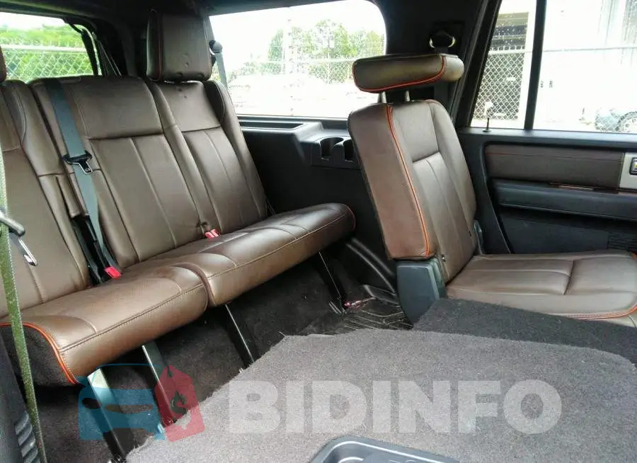 1FMJK1JT4GEF07490 Photo# 8