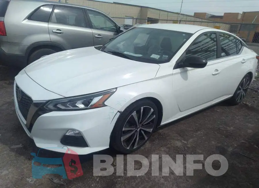 1N4BL4CV5KC158114 Photo# 2