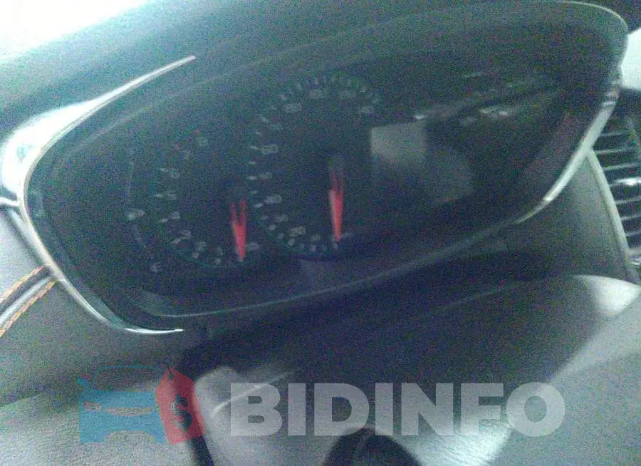 3GNCJKSB5KL261643 Photo# 7