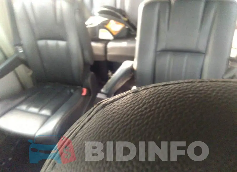 2C4RC1BG1GR292580 Photo# 8