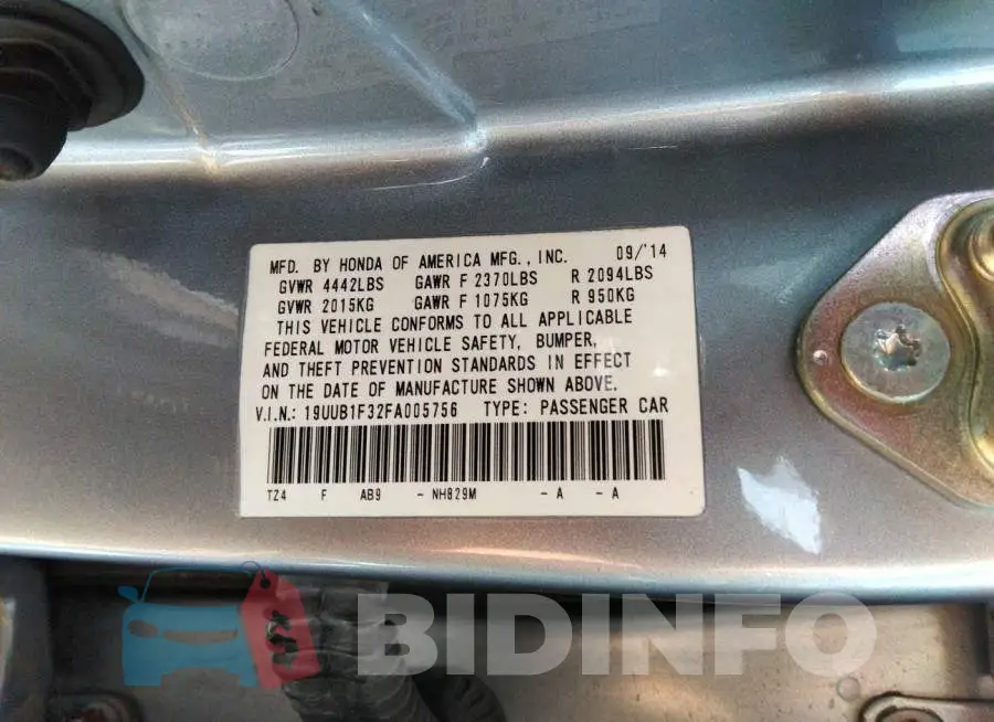 19UUB1F32FA005756 Photo# 9