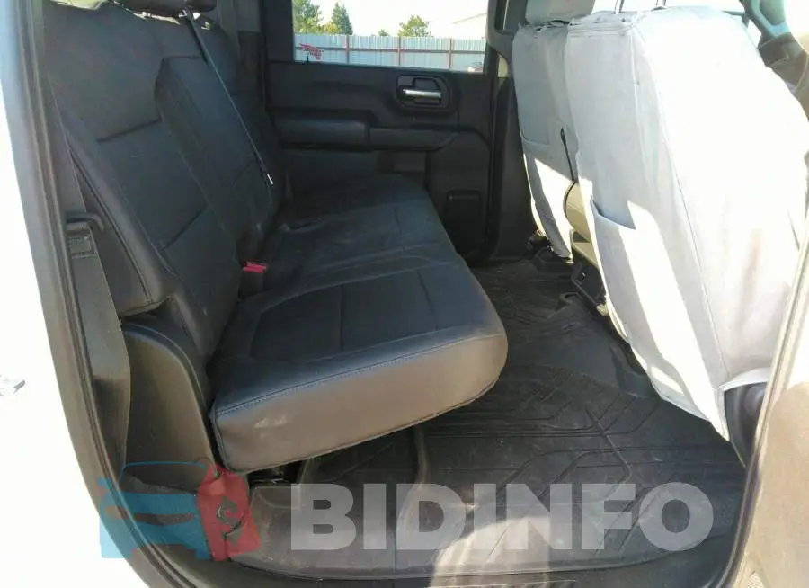 1GC1YLE78NF185973 Photo# 8