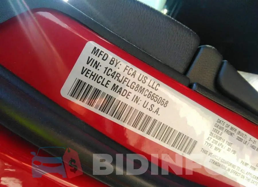 1C4RJFLG8MC665068 Photo# 9