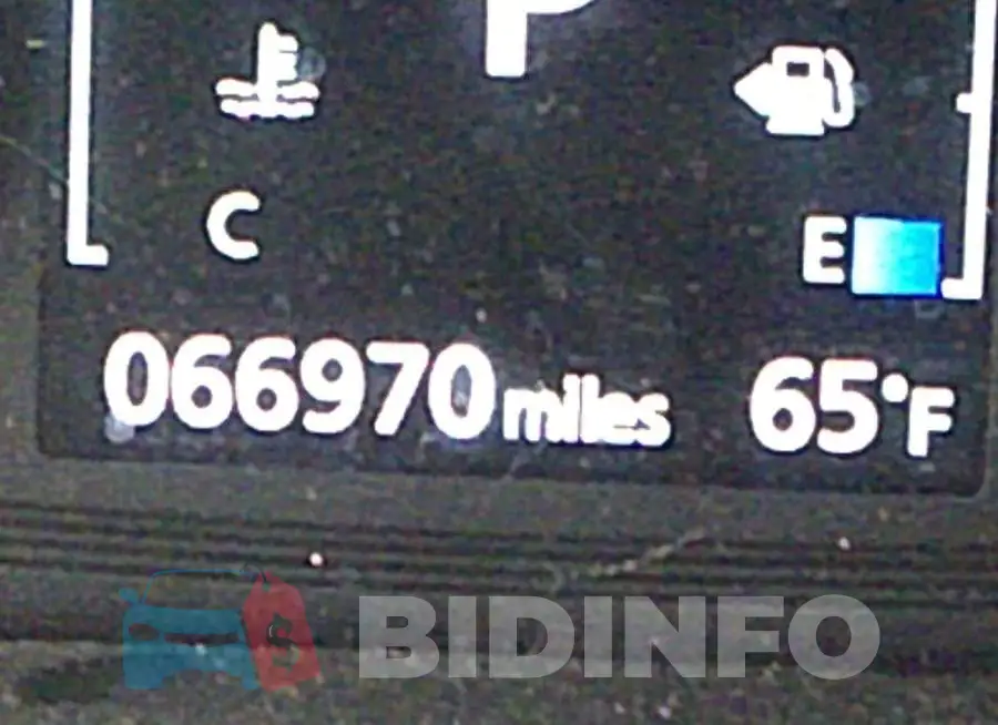 JA4AZ3A33KZ027870 Photo# 7