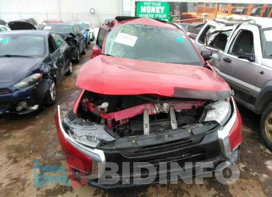 JA4AD3A38JZ025495 Photo# 6