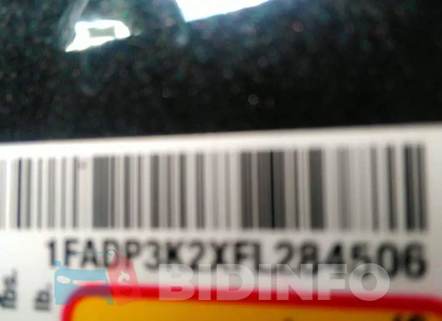 1FADP3K2XFL284506 Photo# 9
