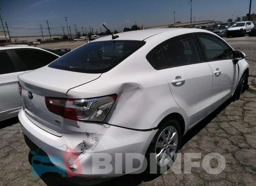 KNADM4A35G6612382 Photo# 4