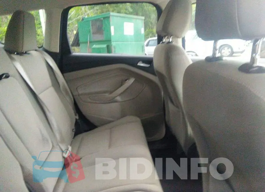 1FMCU0GD9HUD72415 Photo# 8
