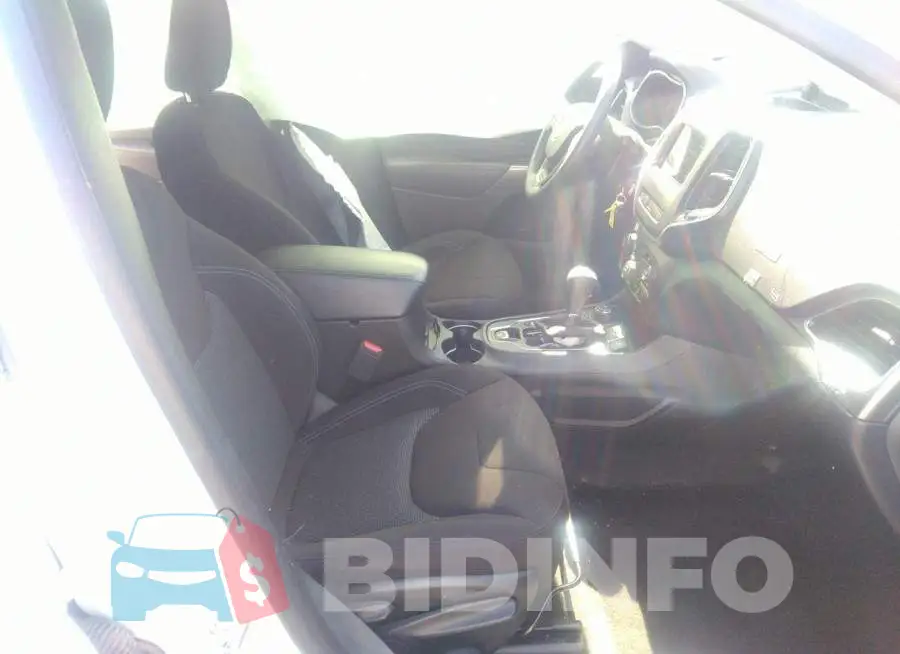 1C4PJMCX7KD217035 Photo# 5