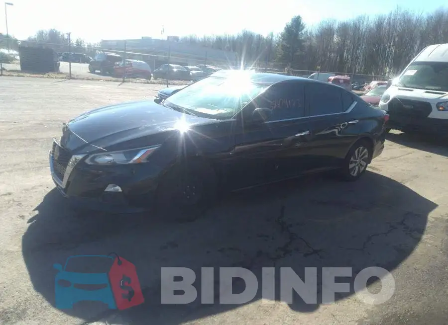 1N4BL4BV2KC139585 Photo# 2