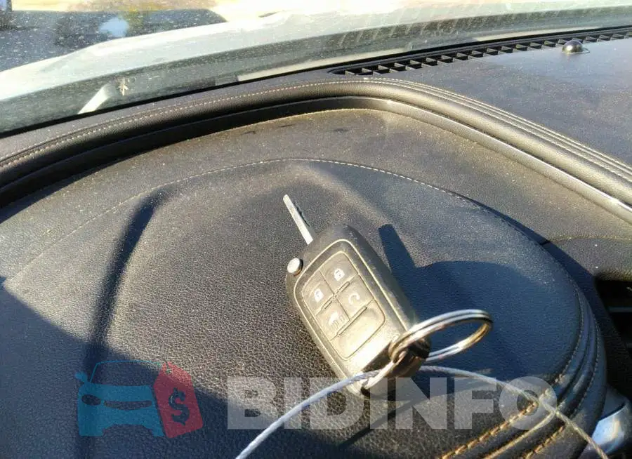2G1115SL4F9226460 Photo# 11