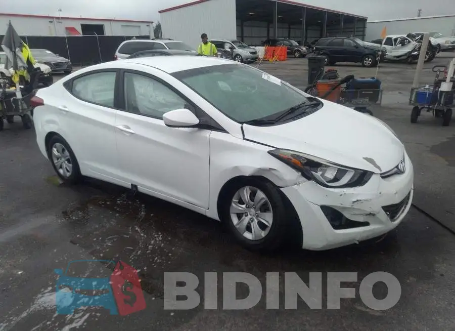 5NPDH4AE2GH768555 Photo# 1