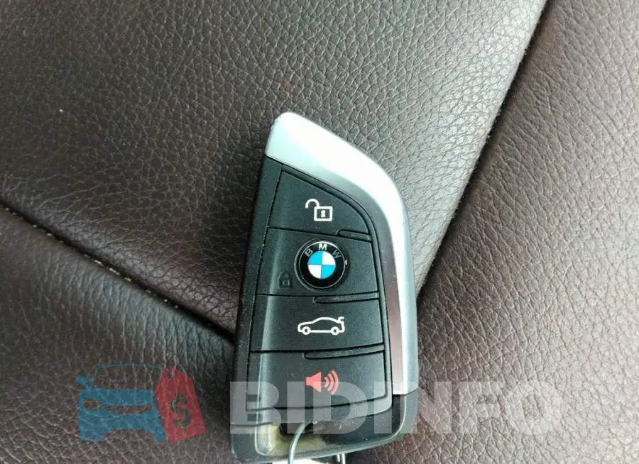 WBXJG9C04M5S25209 Photo# 11