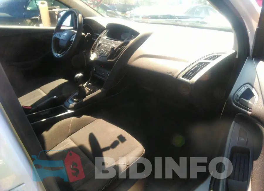 1FADP3E21HL215072 Photo# 5