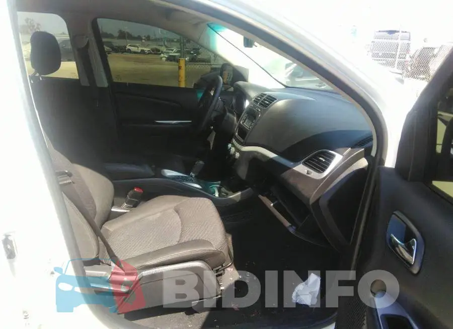 3C4PDCAB1GT216747 Photo# 5