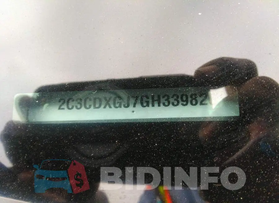 2C3CDXGJ7GH339826 Photo# 9