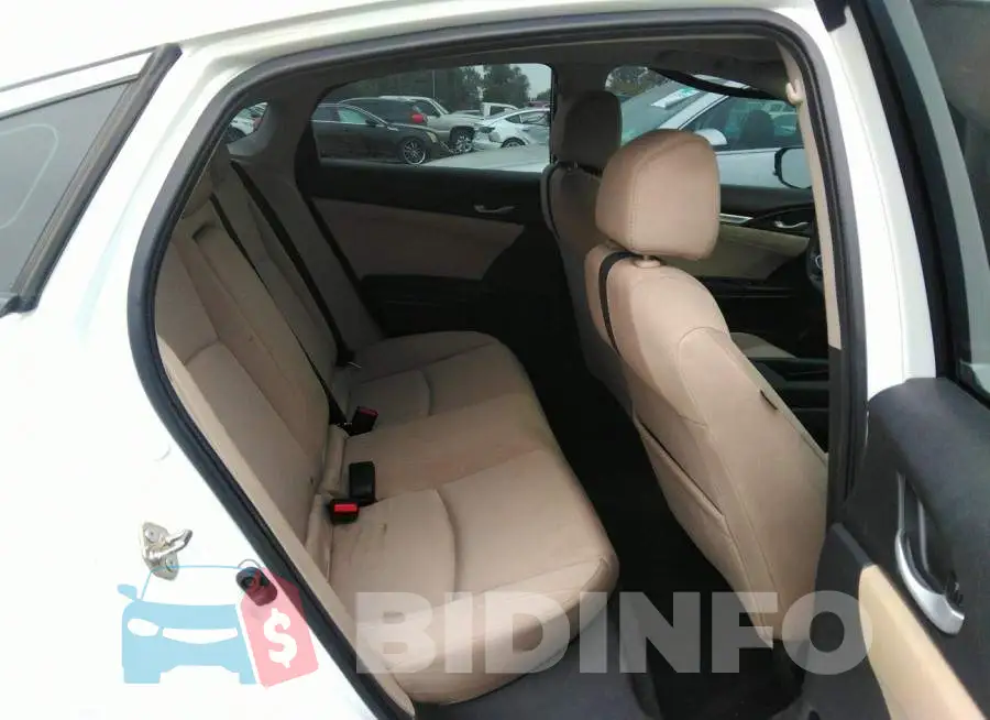 2HGFC2F70GH546922 Photo# 8