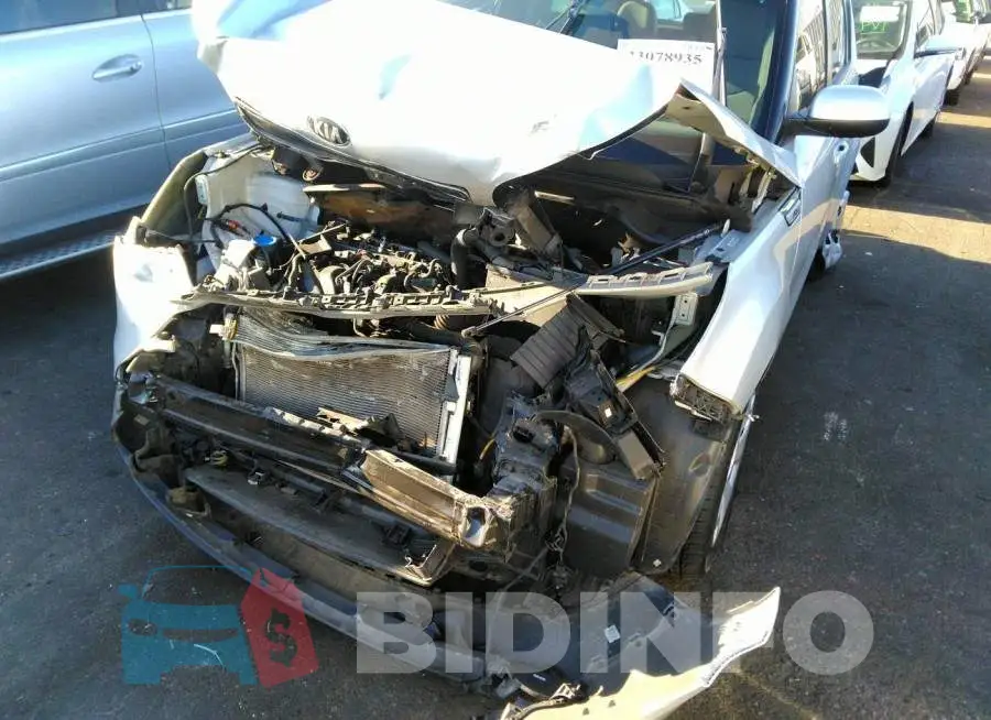 KNDJN2A28F7775437 Photo# 6