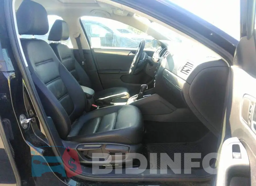 3VWDB7AJ9HM390016 Photo# 5