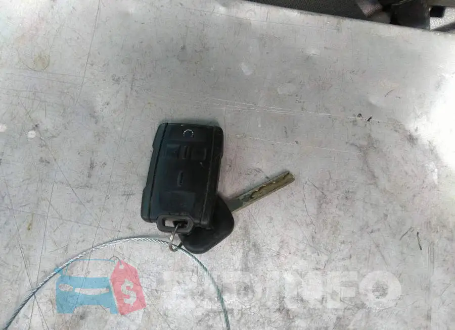 1GCVKREC4GZ169886 Photo# 11