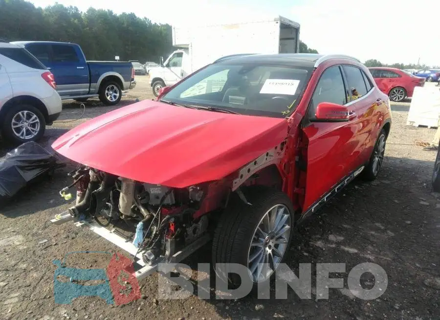 WDCTG4GB7JJ398787 Photo# 2