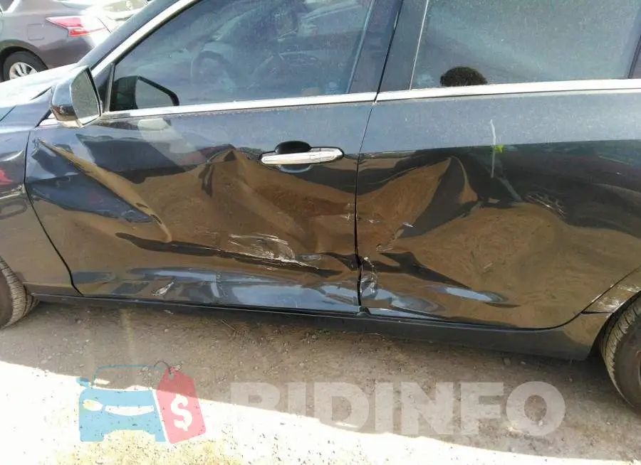 1G6AF5RX8J0165878 Photo# 6
