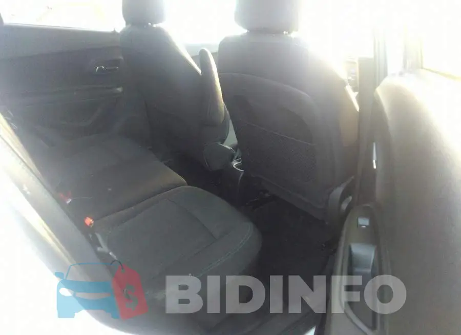 3GNCJLSB7GL146197 Photo# 8