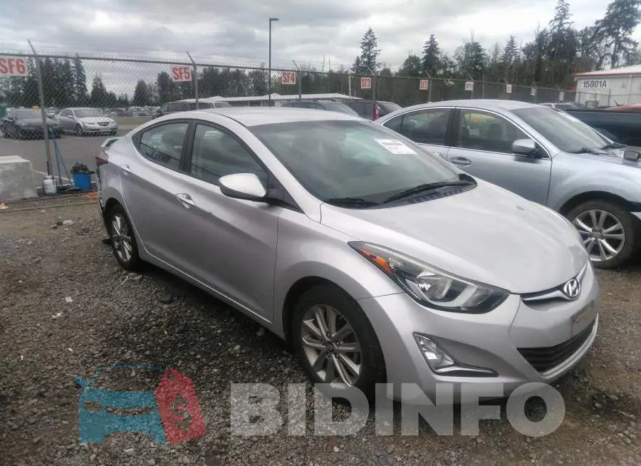 5NPDH4AE2GH671033 Photo# 1