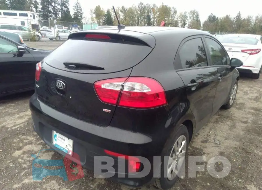 KNADM5A36H6036969 Photo# 4