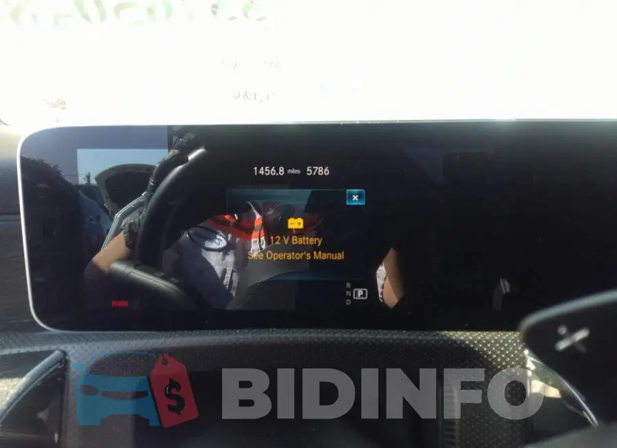 WDD3G4EB9KW007187 Photo# 7