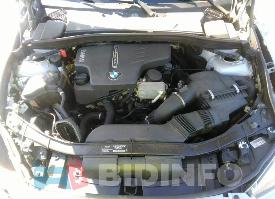 WBAVM1C57FVW58155 Photo# 10
