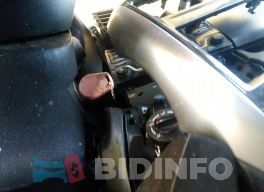 3N1CE2CP2GL396435 Photo# 11