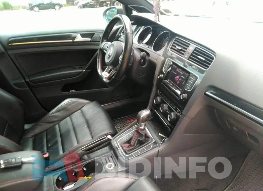 3VW4T7AU7FM095744 Photo# 5