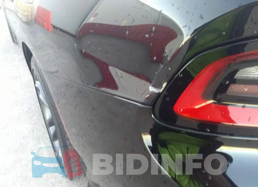 2C3CDXGJ6MH579669 Photo# 6