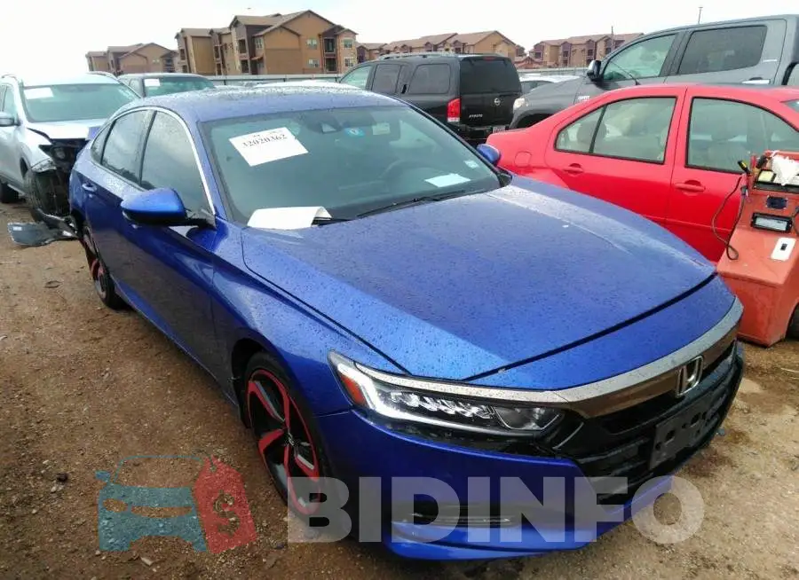 1HGCV2F36KA032820 Photo# 1