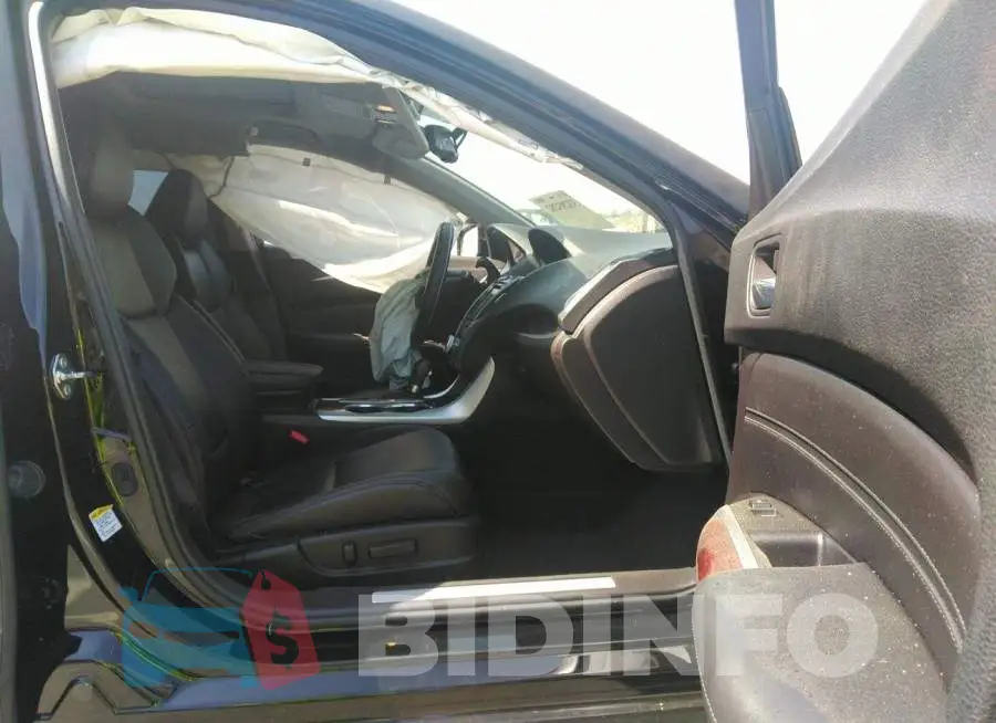 19UUB1F35HA007567 Photo# 5