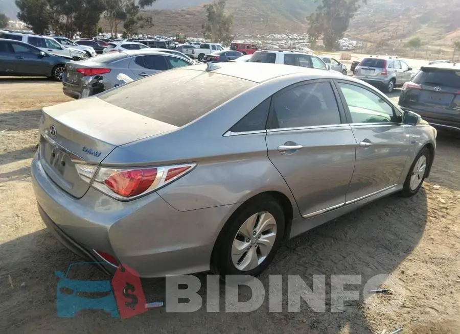 KMHEC4A49FA123963 Photo# 4