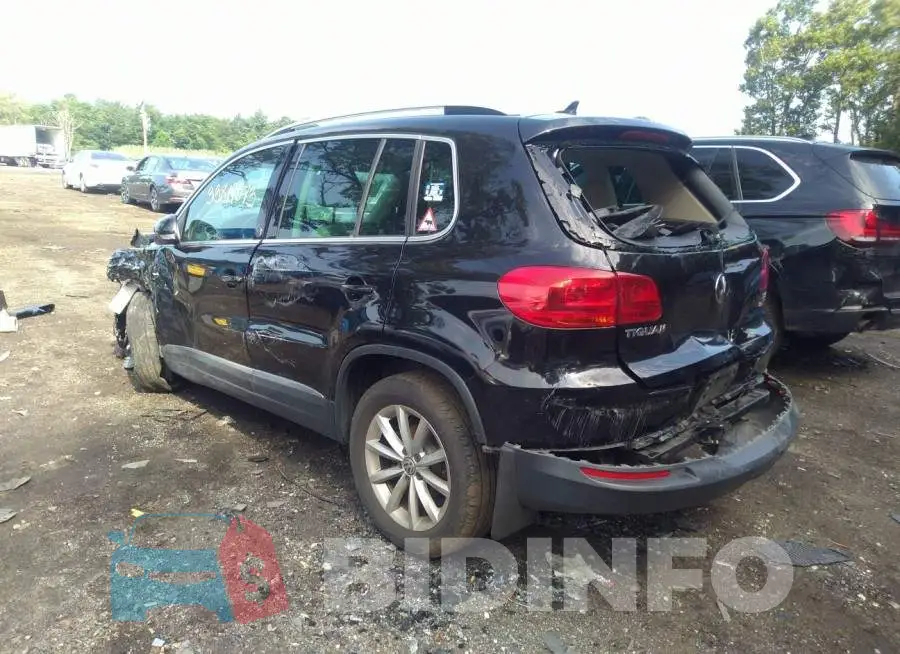 WVGSV7AX3HK007874 Photo# 3