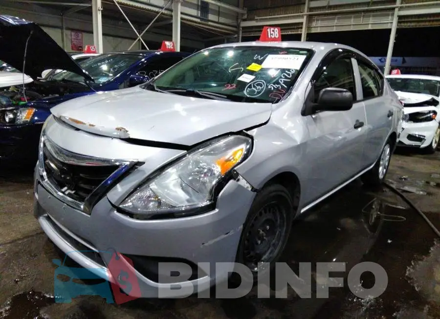 001CN7AP9FL926561 Photo# 2