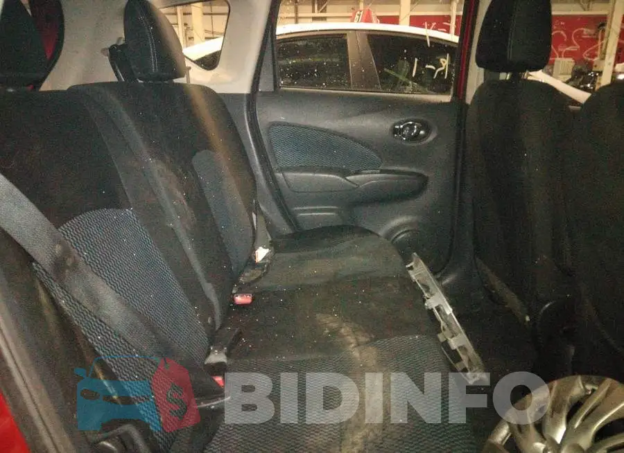 001CE2CP8GL352648 Photo# 8