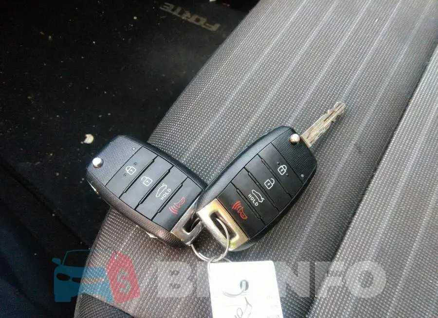 KNAFK5A8XG5570426 Photo# 11