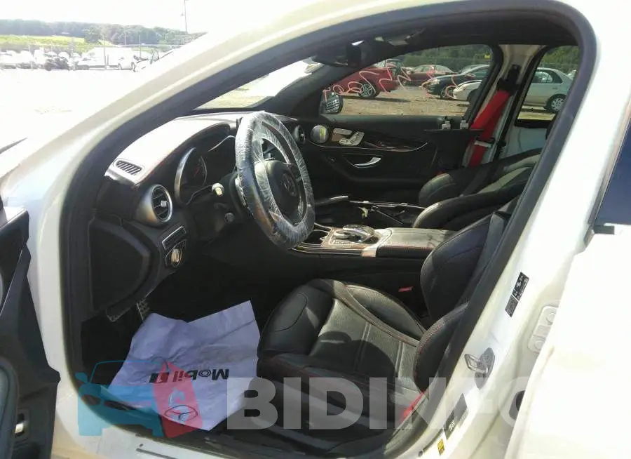 55SWF6EB7JU238192 Photo# 5