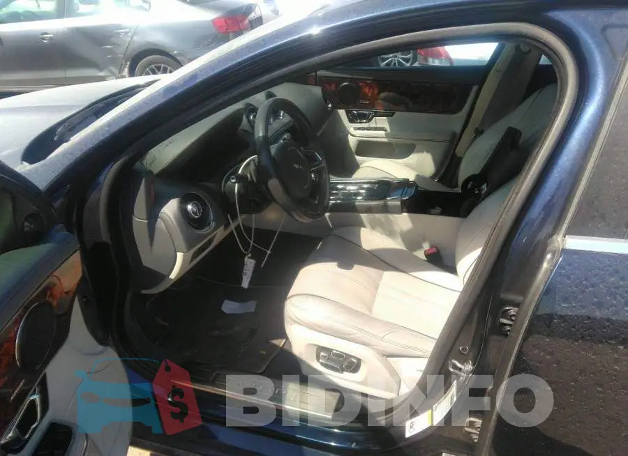 SAJWA2GZ4F8V79576 Photo# 5