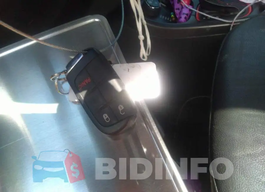 3C4NJDDB5LT220957 Photo# 11