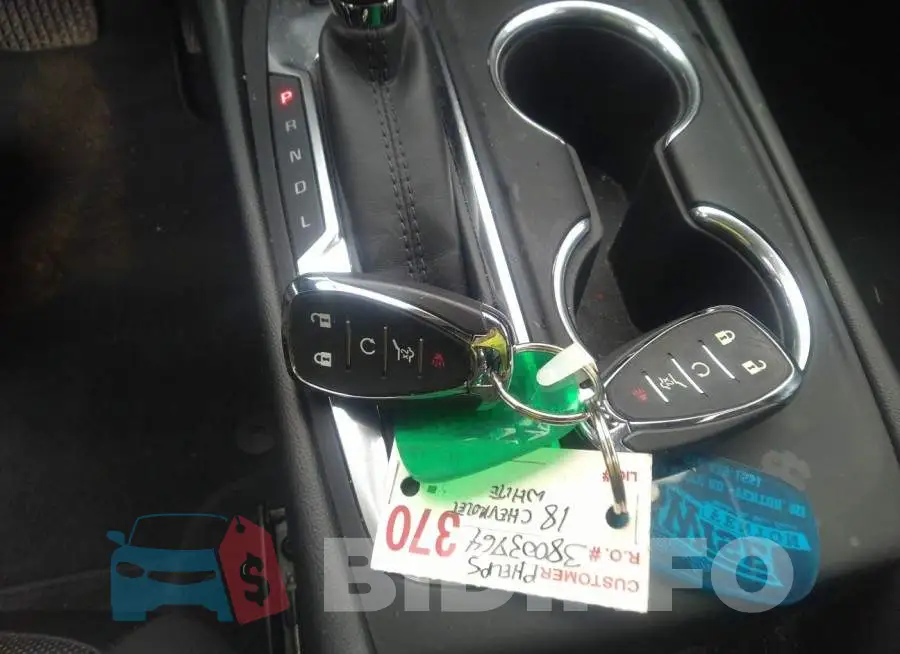 2GNAXVEV3J6112244 Photo# 11