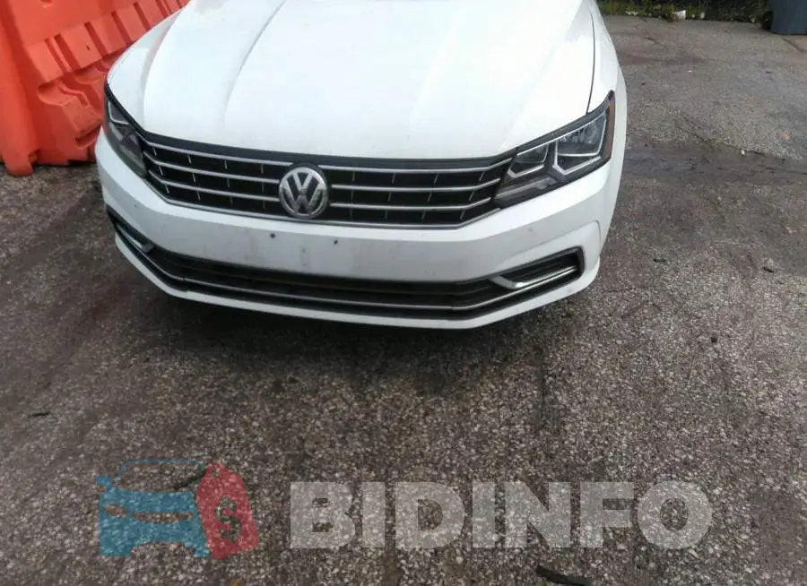 1VWLA7A36KC004421 Photo# 6